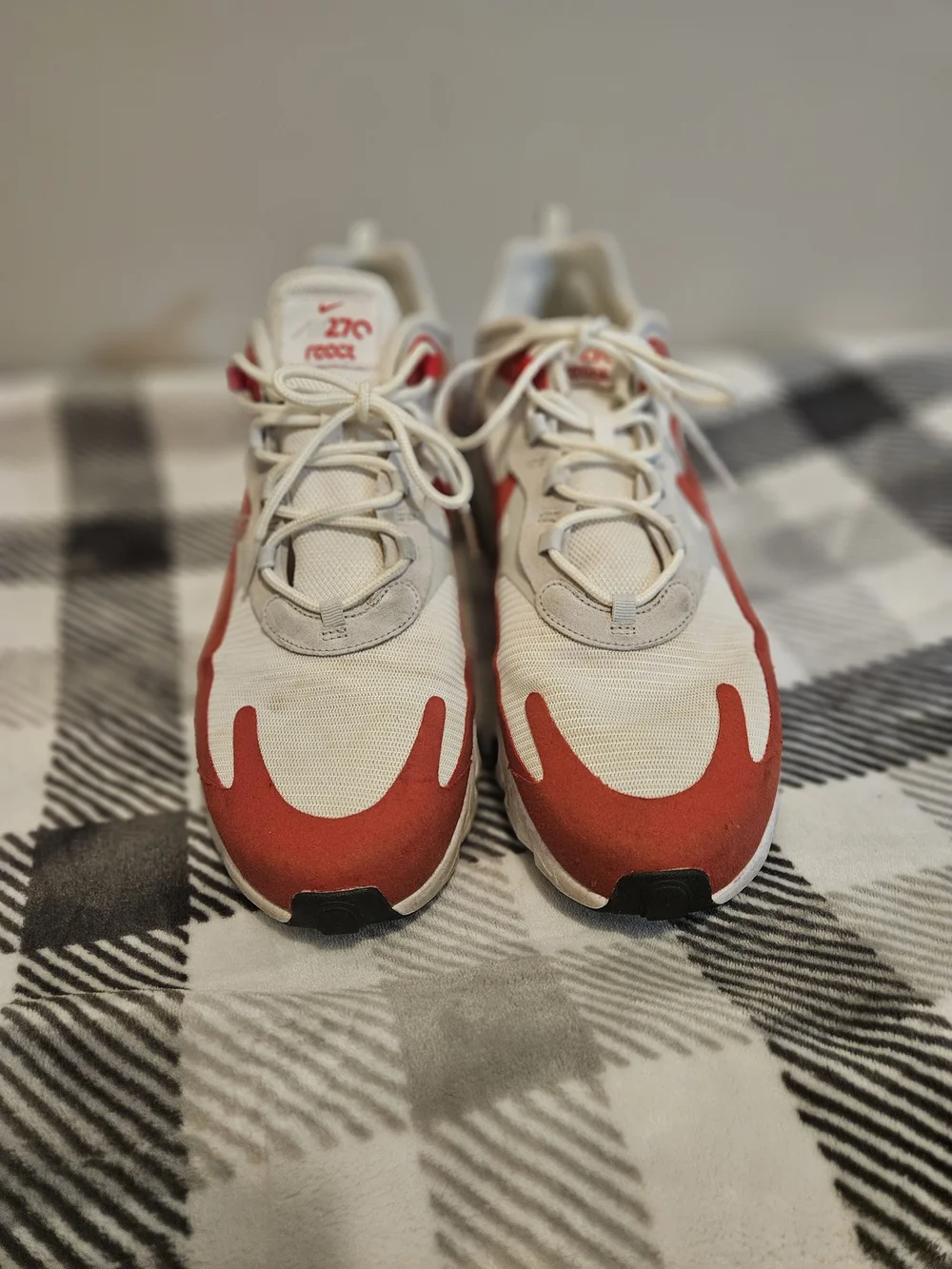 Mens Red and White Athletic Sneakers - Stylish Everyday Comfort